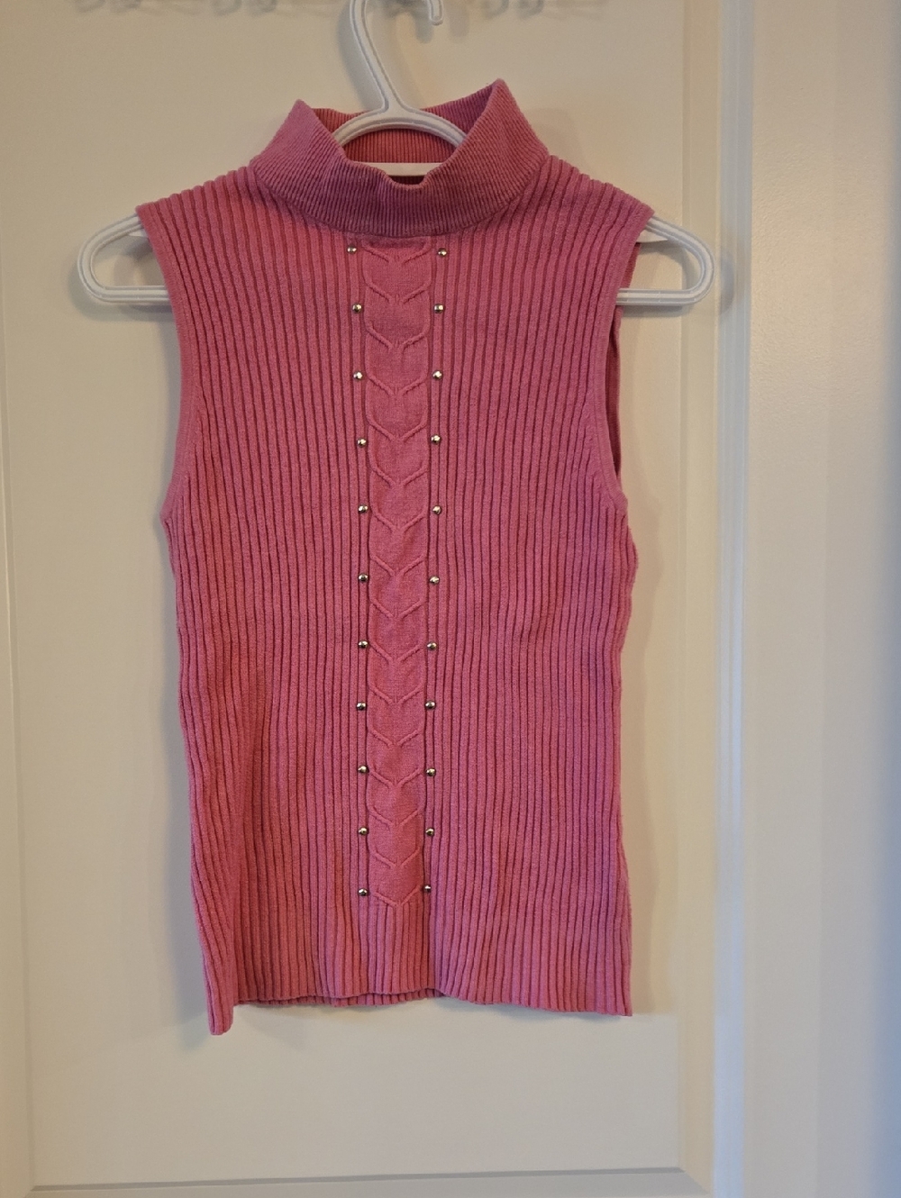 Sleeveless Ribbed Turtleneck Tank with Center Cable and Studs - Pink